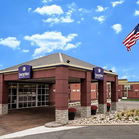 Boarders Inn & Suites By Cobblestone Hotels - 格兰德岛 外观 照片